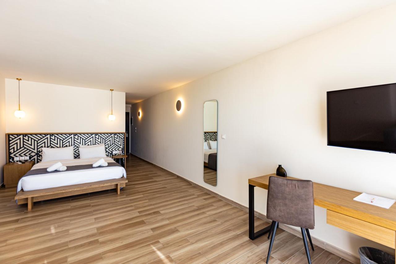 Casa Bloo Adults Only Hotel Elia Nikitis Exterior photo